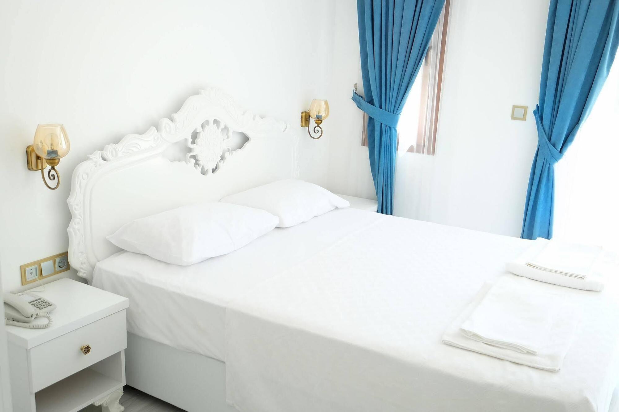 Bugra Alacati (Adults Only) Bagian luar foto