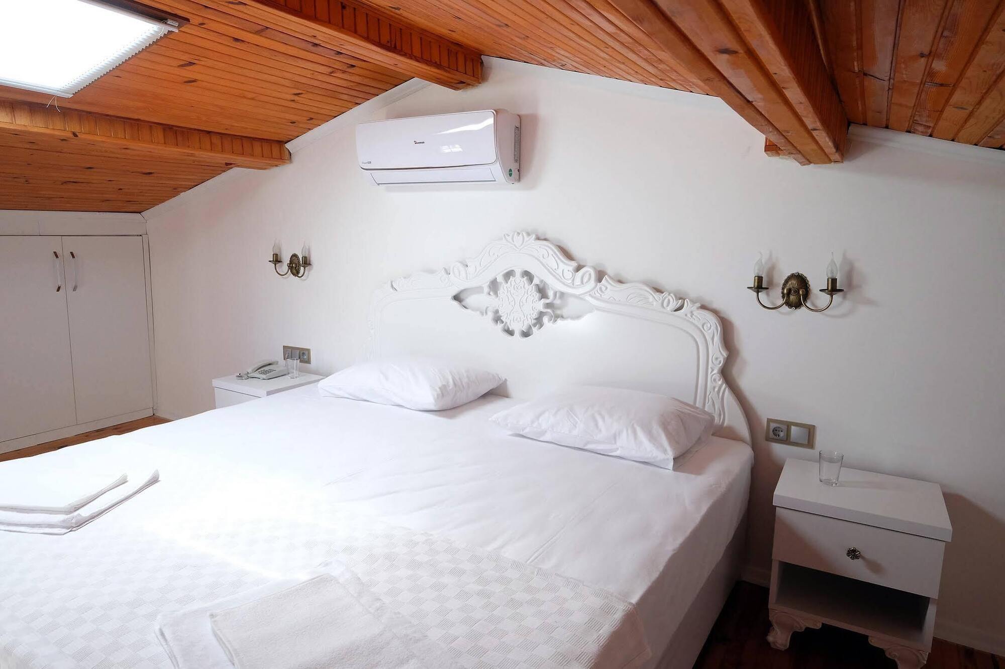 Bugra Alacati (Adults Only) Bagian luar foto