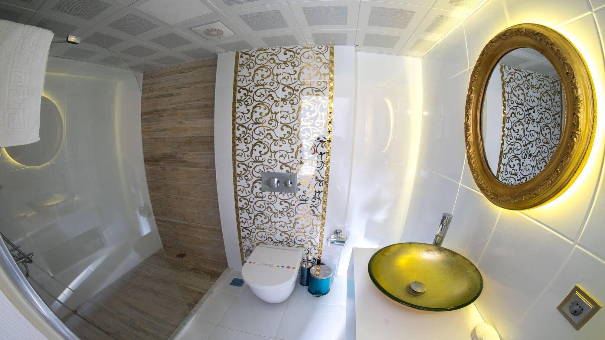 Bugra Alacati (Adults Only) Bagian luar foto